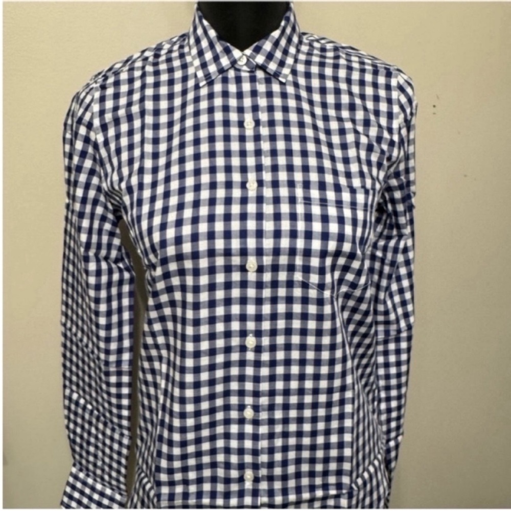 NWT UNTUCKit Women’s Navy and White Checkered Button Down Shirt Size 2